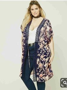 NWOT FE 21plus floral print front tie kimono